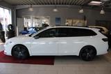 Volkswagen Passat Variant 2.0 TDI 4Motion R-Line Standheizu - Cars in Lübeck