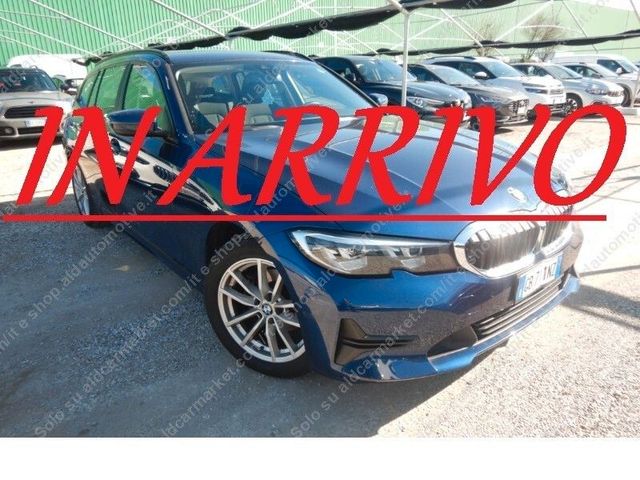 BMW Bmw 318d Touring 150cv Aut. *FULL OPT.* da VETRI