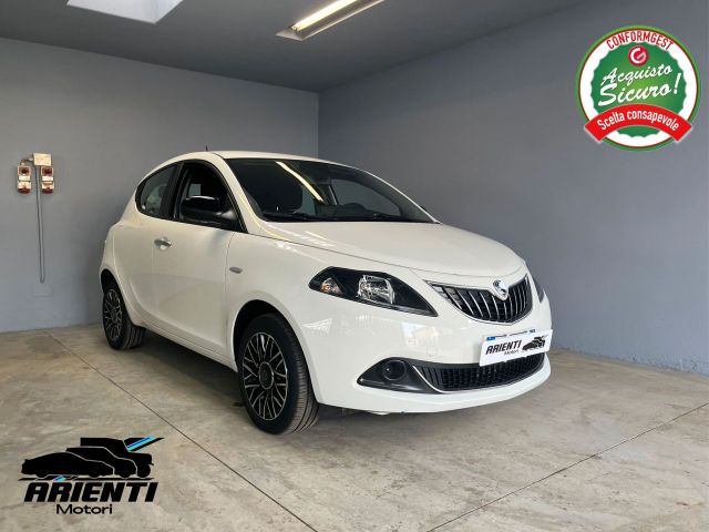 Другие Lancia Ypsilon 1.0cc HYBRID GOLD PLUS - PREZZO R