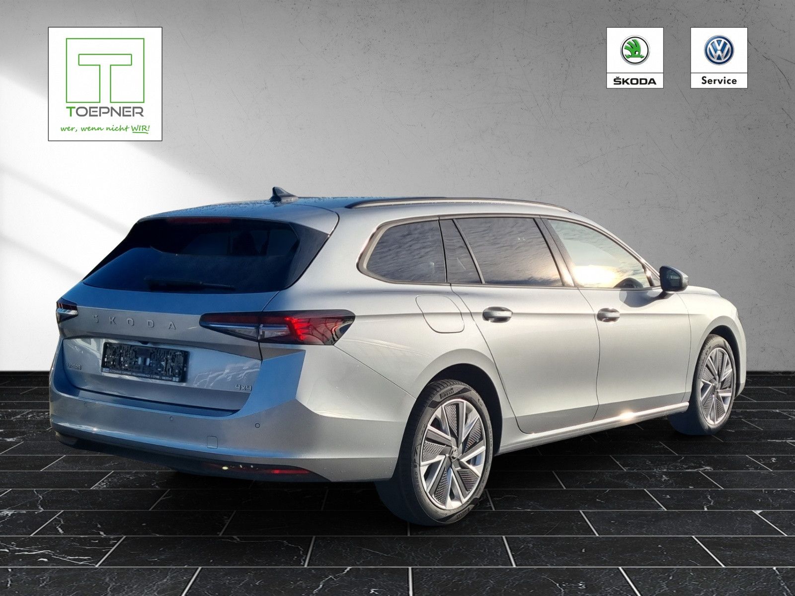 Fahrzeugabbildung SKODA Superb Combi Selection 2,0 TDI 142KW/193PS AHK