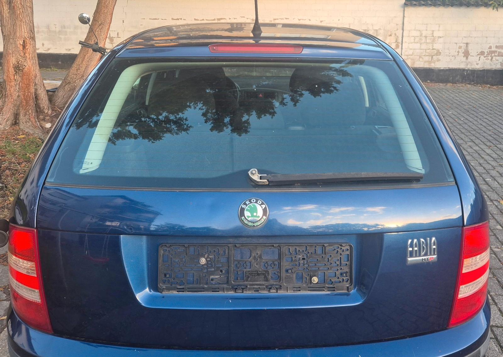 Skoda Fabia 2006 — engine 1.198 cm³, 64 HP (47kW)