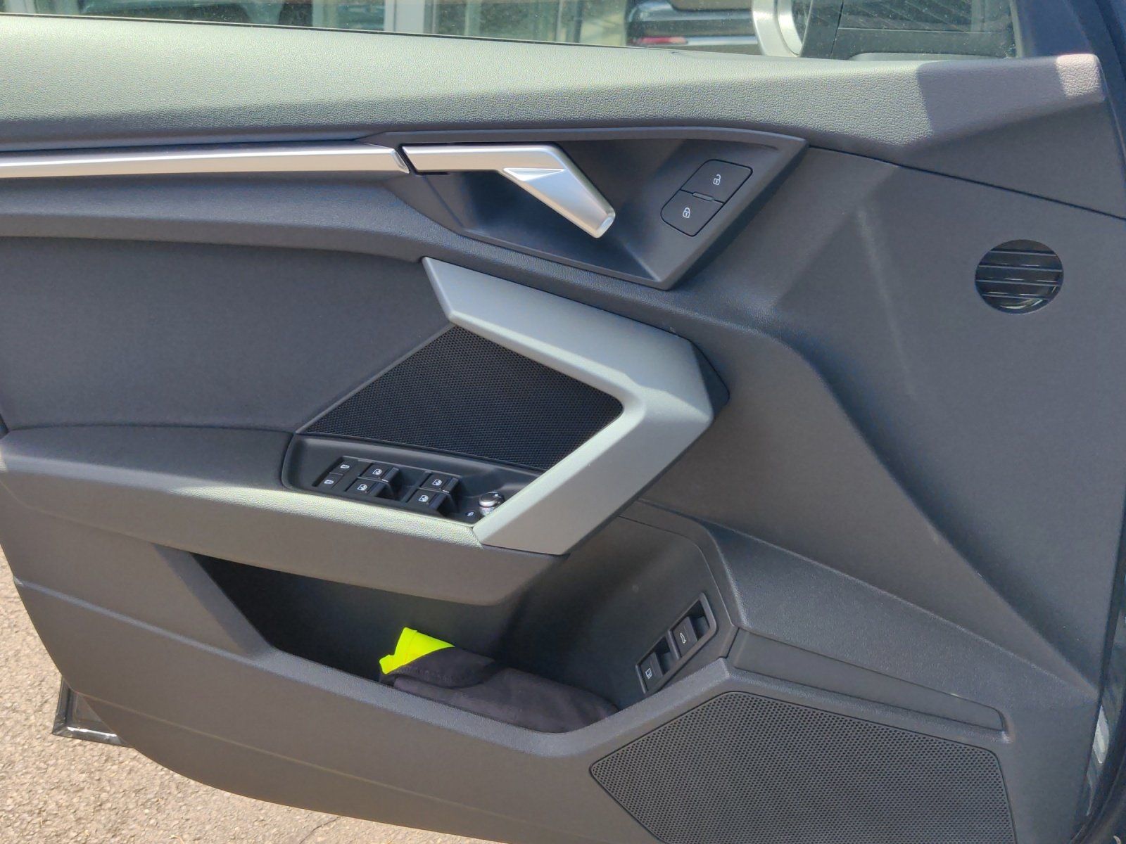 Fahrzeugabbildung Audi A3 Sportback 40 TFSI e S tronic Kamera,LED,Navi