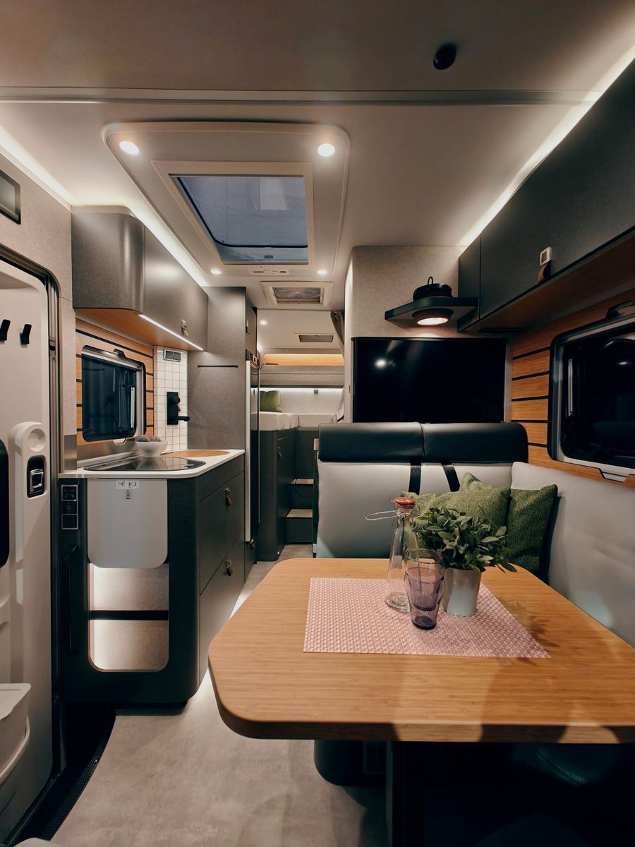 Fahrzeugabbildung HYMER / ERIBA / HYMERCAR ML-T 570 - Crossover