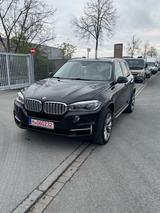 BMW X5 xDrive 40 d Motor 36000Km - BMW X5 mit Diesel-Antrieb: Massagesitze