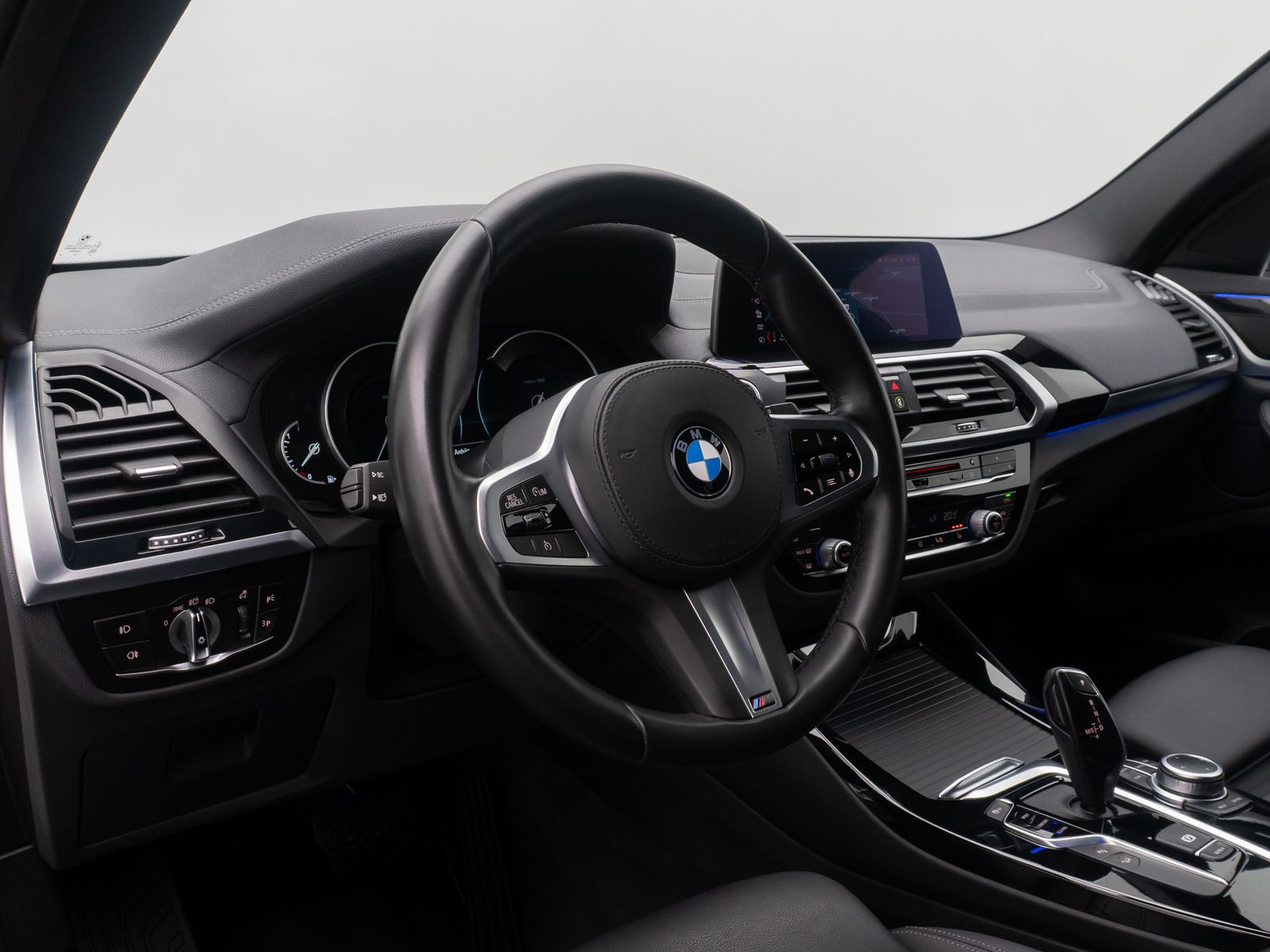 Fahrzeugabbildung BMW X3 xD20i LuxuryLine HUD Kamera Alarm HiFi 21Zoll