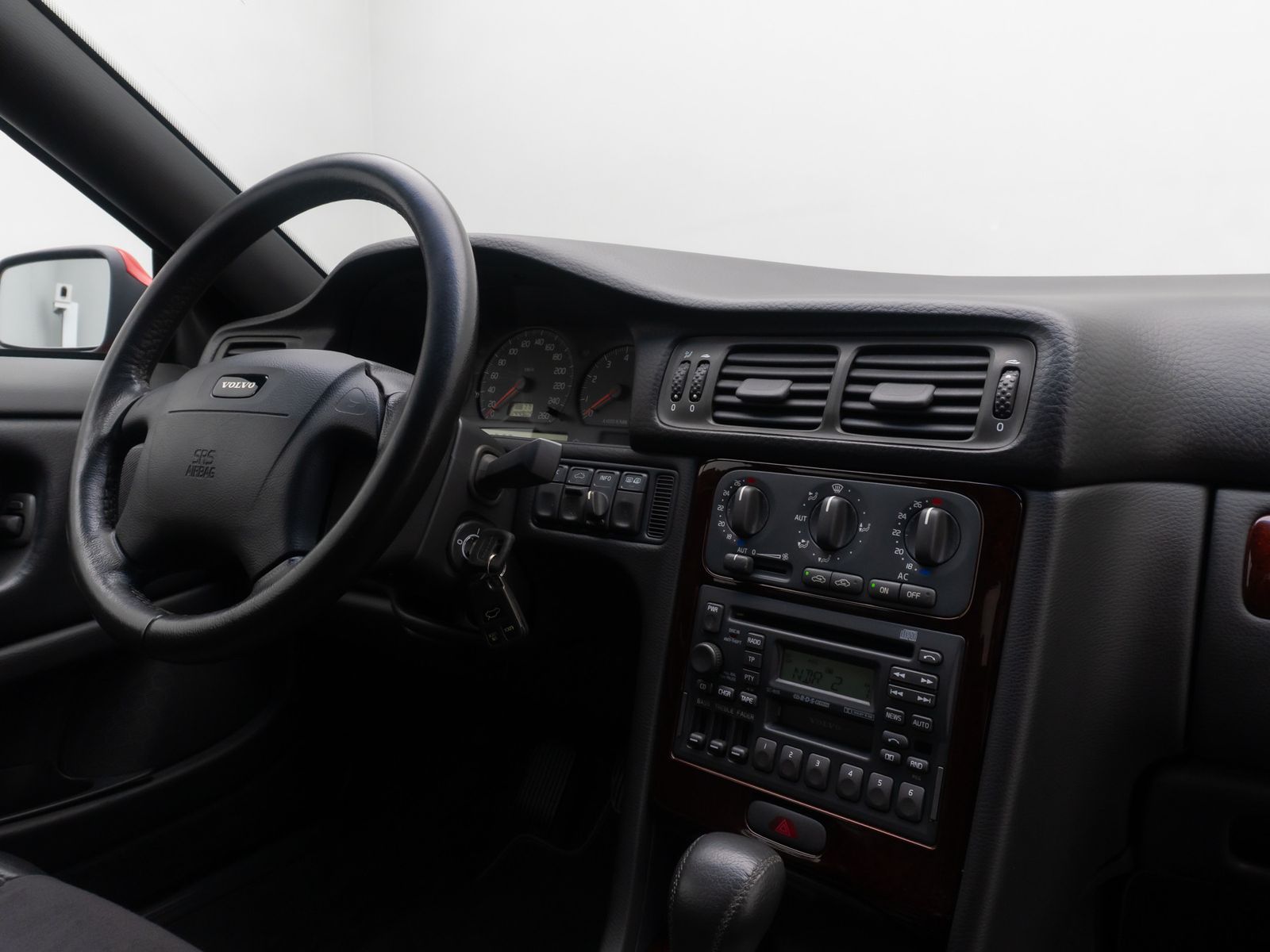 Fahrzeugabbildung Volvo C70 2.0T Cabriolet Lordos HiFi Tempomat Sportsit