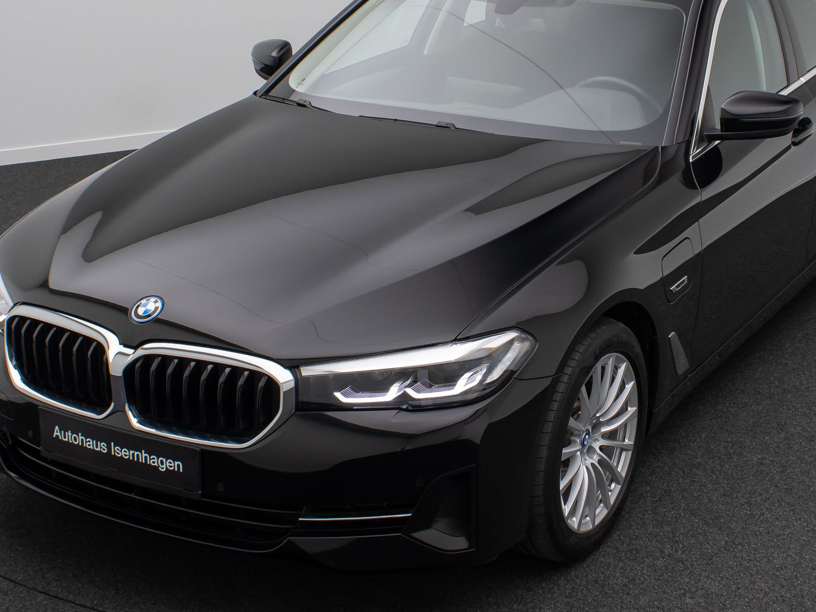 Fahrzeugabbildung BMW 520e Alarm Komfort PDC DAB GeschwindigReg 18Zoll