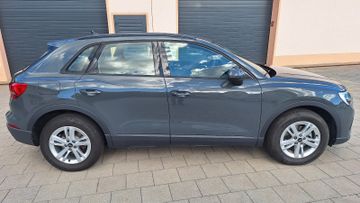 Audi Q3 - 4