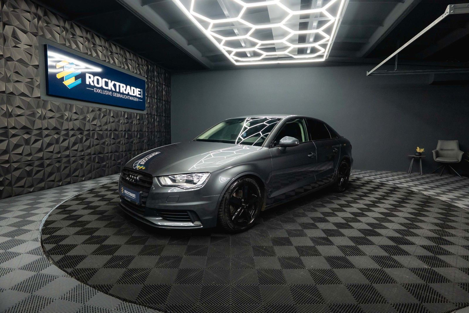 AUDI A3 Limousine 1.4 TSI Sport Automatik *Alcantara*