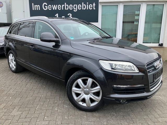 Audi Q7 3.0 TDI quattro NAVI-AHK-LEDER-XENON-7.SIZTER