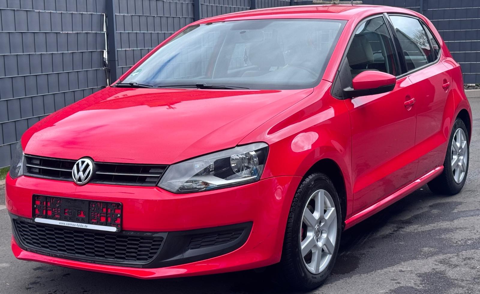 Volkswagen Polo V 1.2 4-Türer 8-Fach bereift HU-Neu