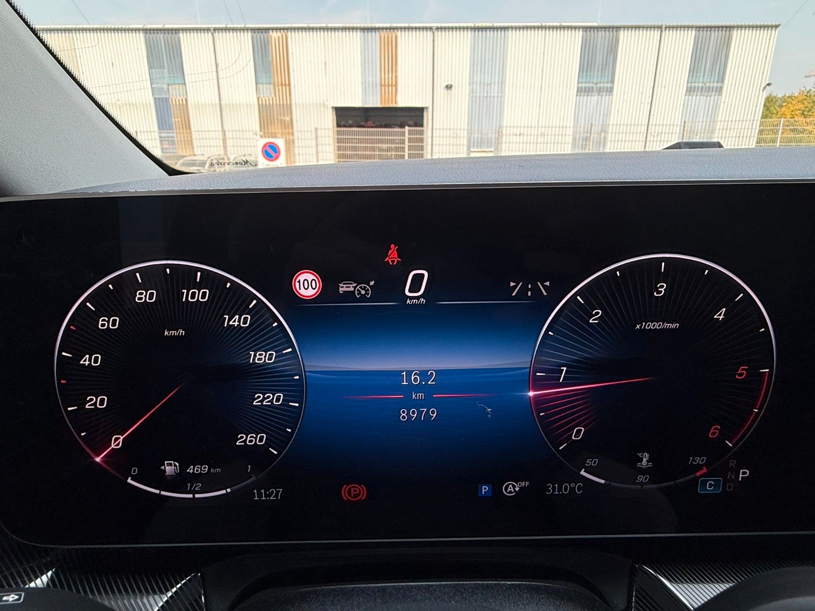 Fahrzeugabbildung Mercedes-Benz V 220 d STYLE AHK2,5to DISTRONIC LED elekt Türen