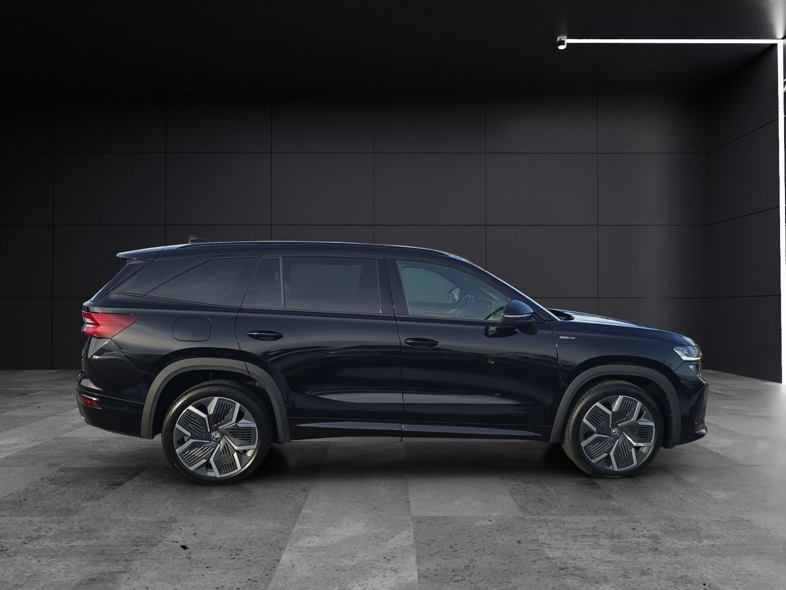 Fahrzeugabbildung SKODA Kodiaq 2.0 TDI  4x4 Sportline MATRIX AHZ ACC KAM