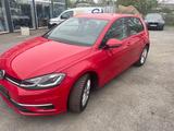 Volkswagen Golf VII Lim. Comfortline BMT/Start-Stopp - Volkswagen mit Benzin-Antrieb: Rot, Kleinwagen