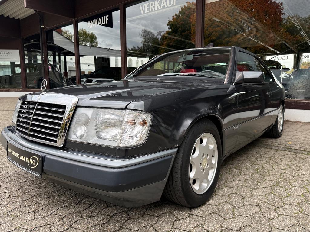Mercedes-Benz CE 300