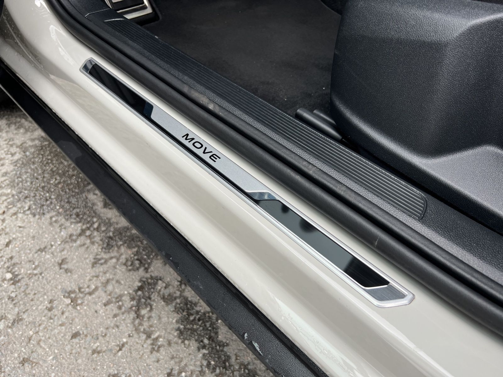 T-Roc Move 1.0 TSI Navi*Kamera*LED*App-Connect