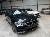 BMW 520 Baureihe 5 Touring 520 d M Sport