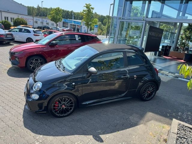 Fahrzeugabbildung Abarth 595C Competizione NAVI CarPlay