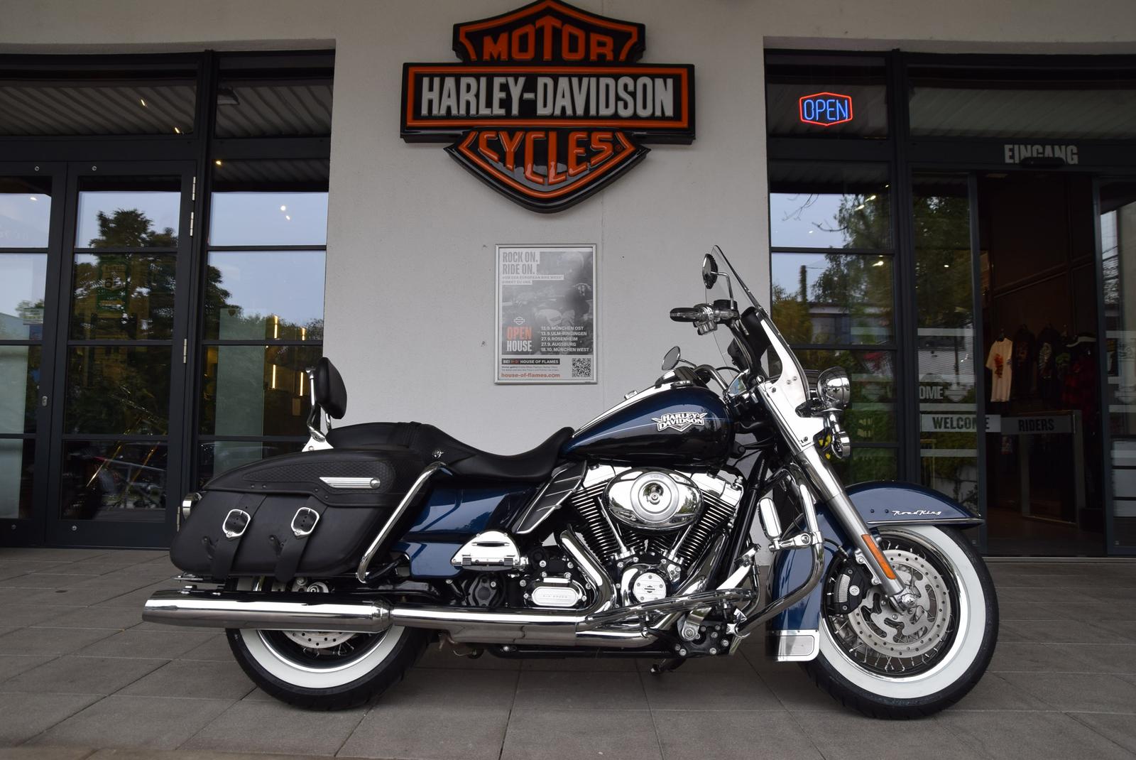 Harley-Davidson FLHRC Road King Classic