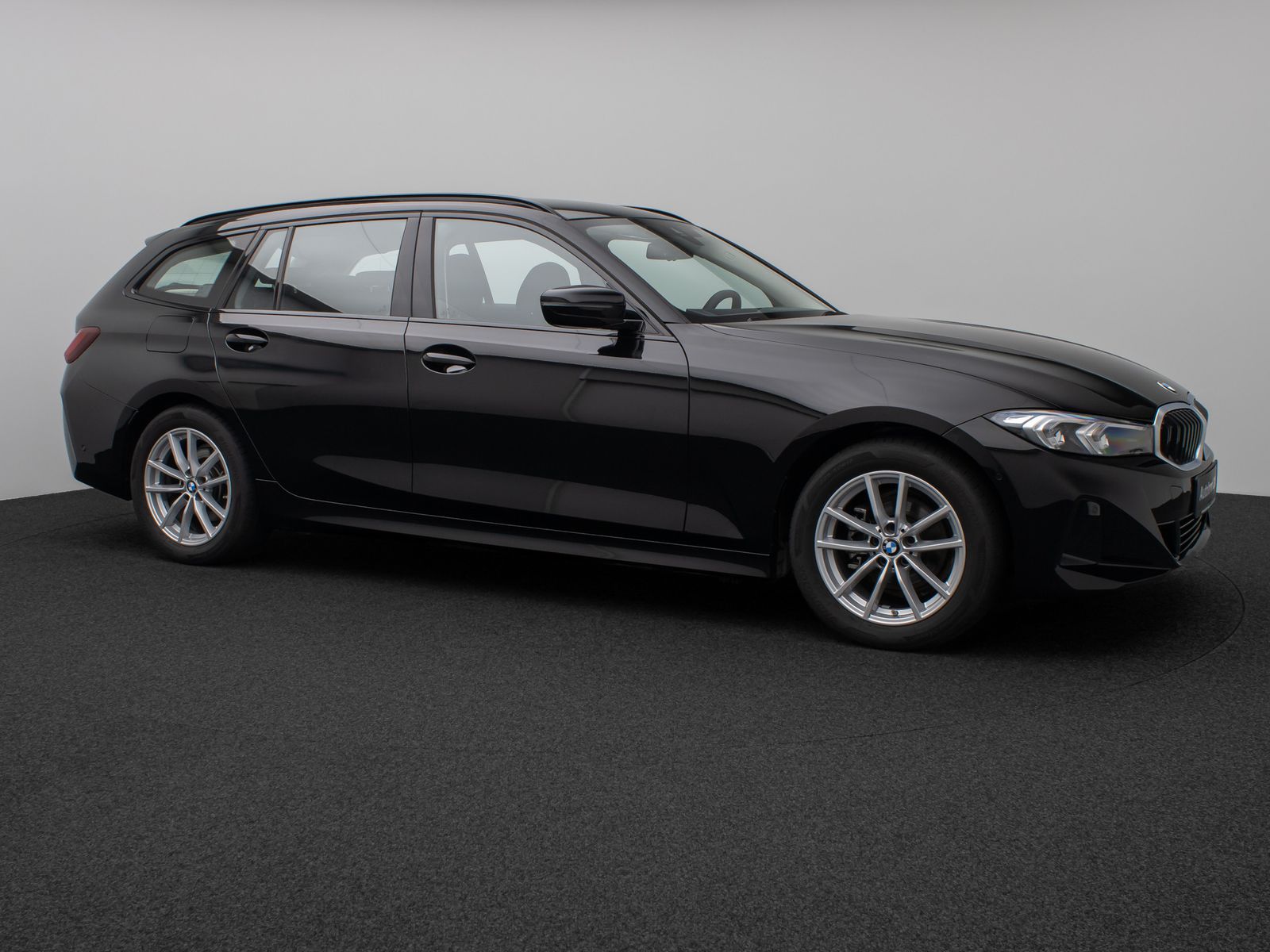Fahrzeugabbildung BMW 318i Kamera DAB Widscreen Sportlenkrad Alarm LED