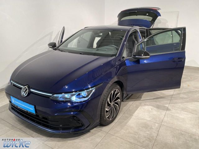 Golf VIII 2.0 TSI DSG R-Line NAVI KLIMA PDC LED
