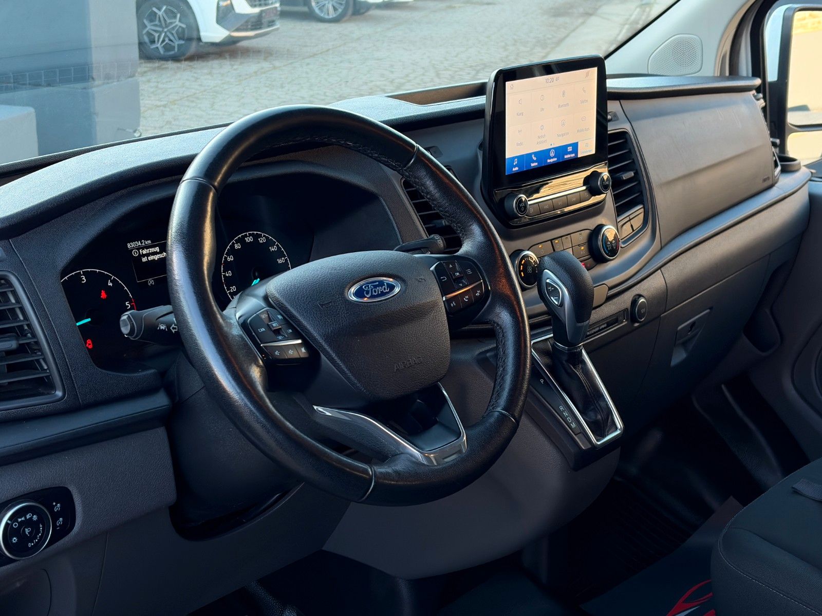 Fahrzeugabbildung Ford Transit Custom Kasten 340 L1 Trend Auto. StHz