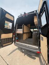 Mercedes-Benz Sprinter 319 CDI V6 Allrad / L2H2 / Wohnmobil - Mercedes-Benz 319 cdi