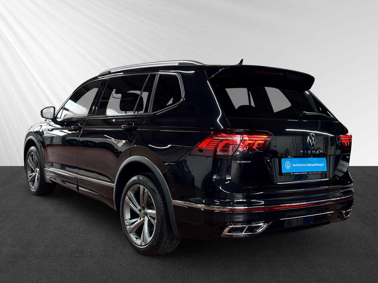 Volkswagen Tiguan Allspace 2.0 TSI R-Line 4Mo DSG AHK HuD foto 3