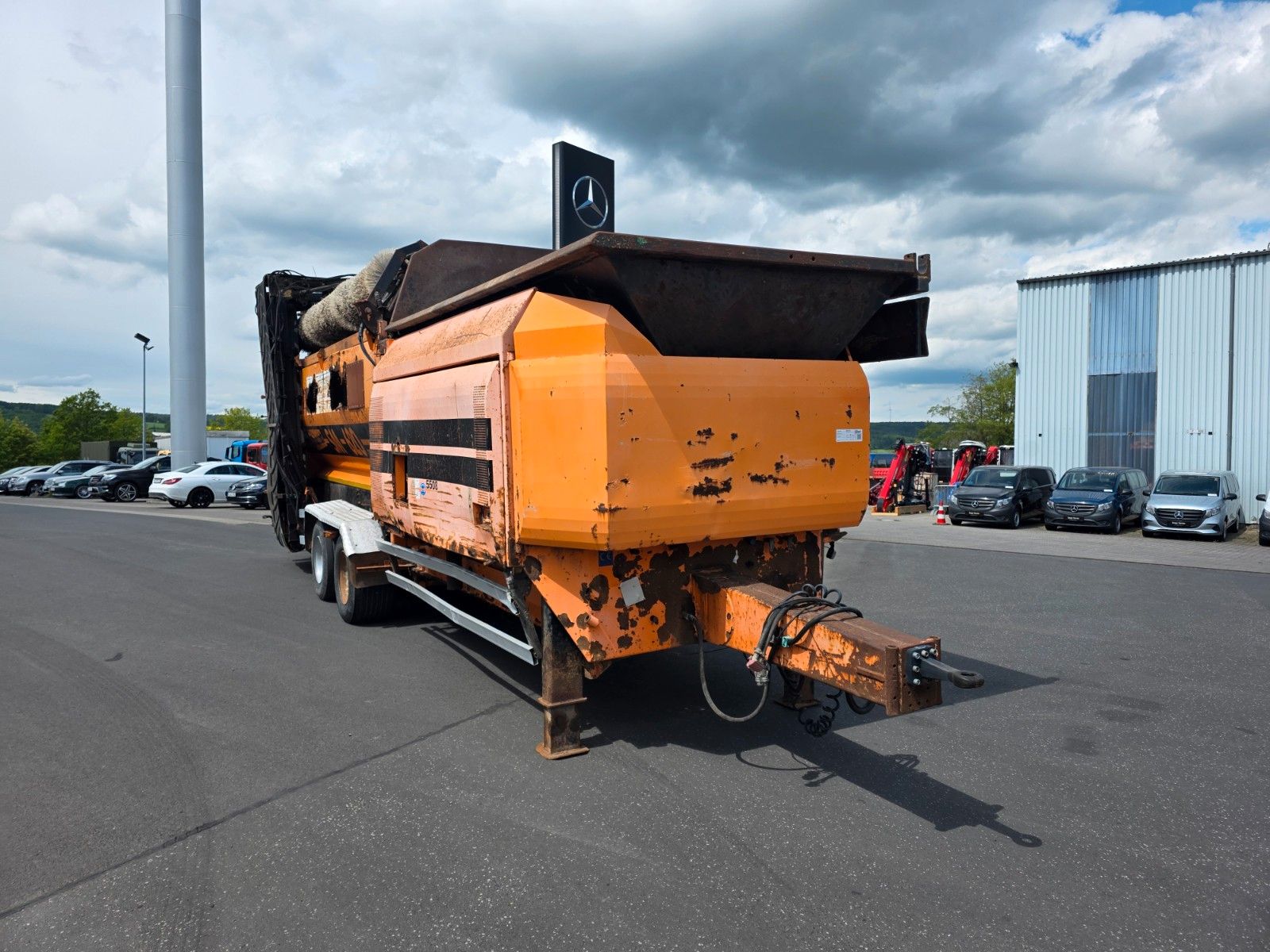 Fahrzeugabbildung Andere Doppstadt SM 620 Profi / 15.320h / 2005