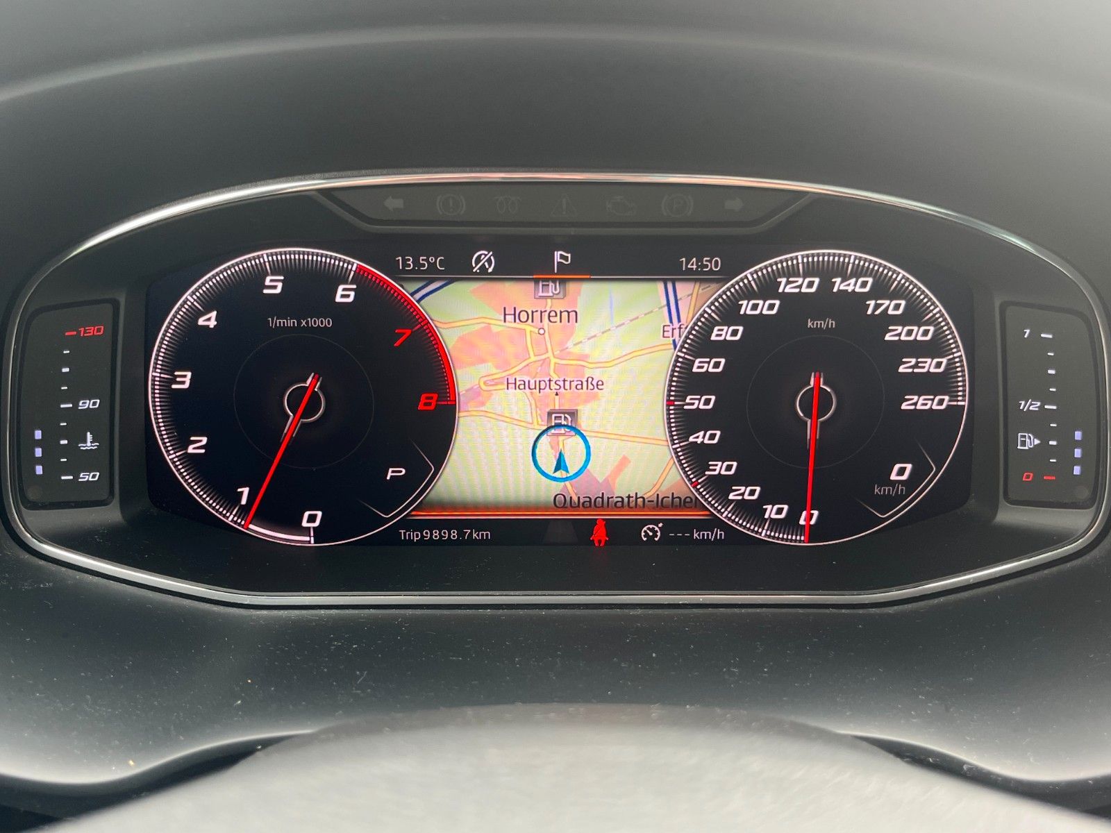 Fahrzeugabbildung SEAT Leon 2.0 ST FR SPORT DSG Navi Leder Pano LED KAM