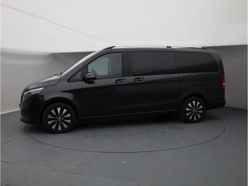 Mercedes V 220 - 3