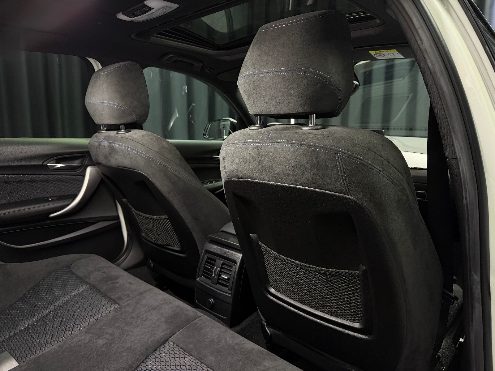 Fahrzeugabbildung BMW M140i xDrive Special Edition|M-PERFORMANCE|1.HD