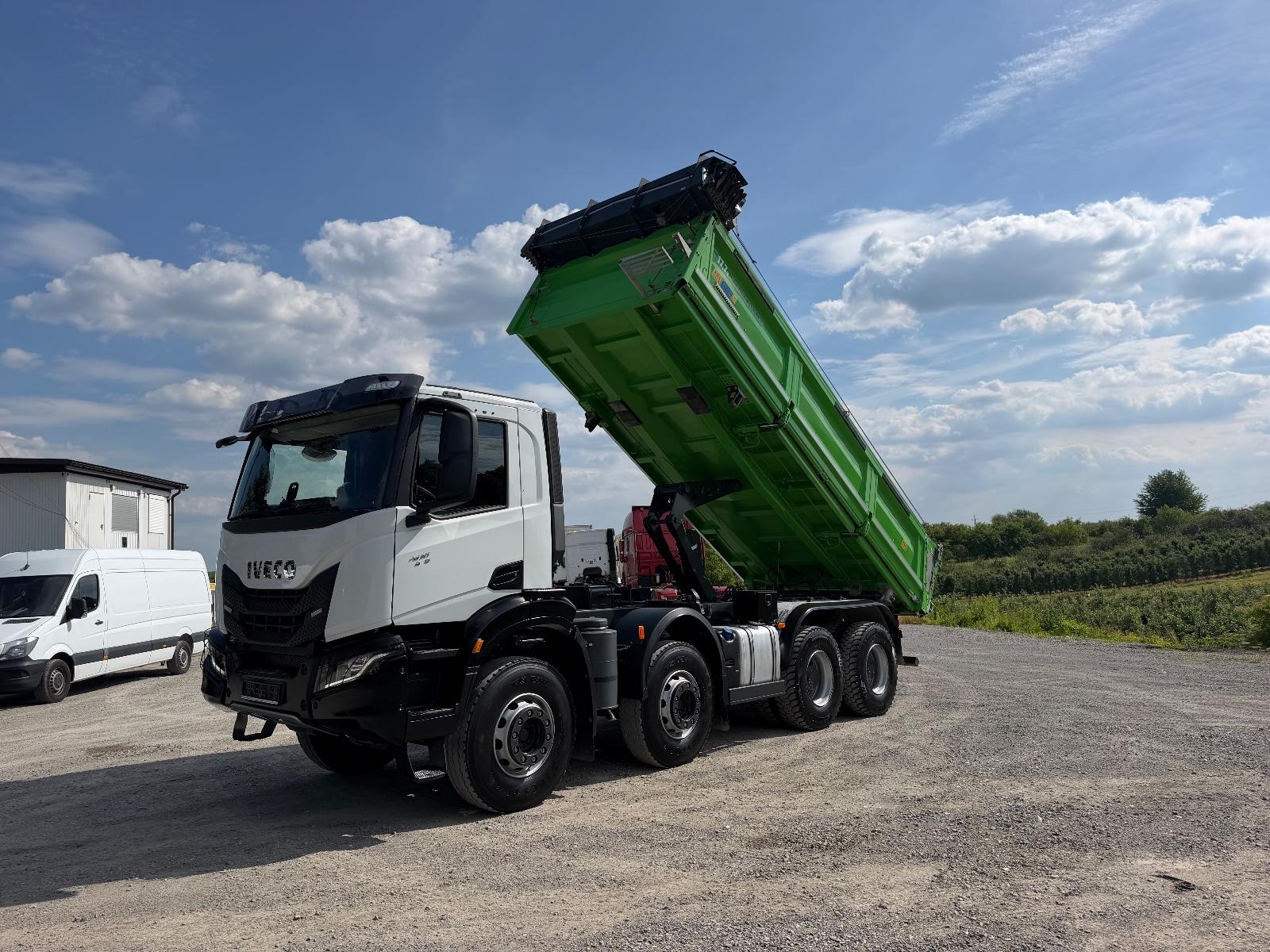Iveco X-Way 480 8x4 3x Meiller Kipper Bordmatic