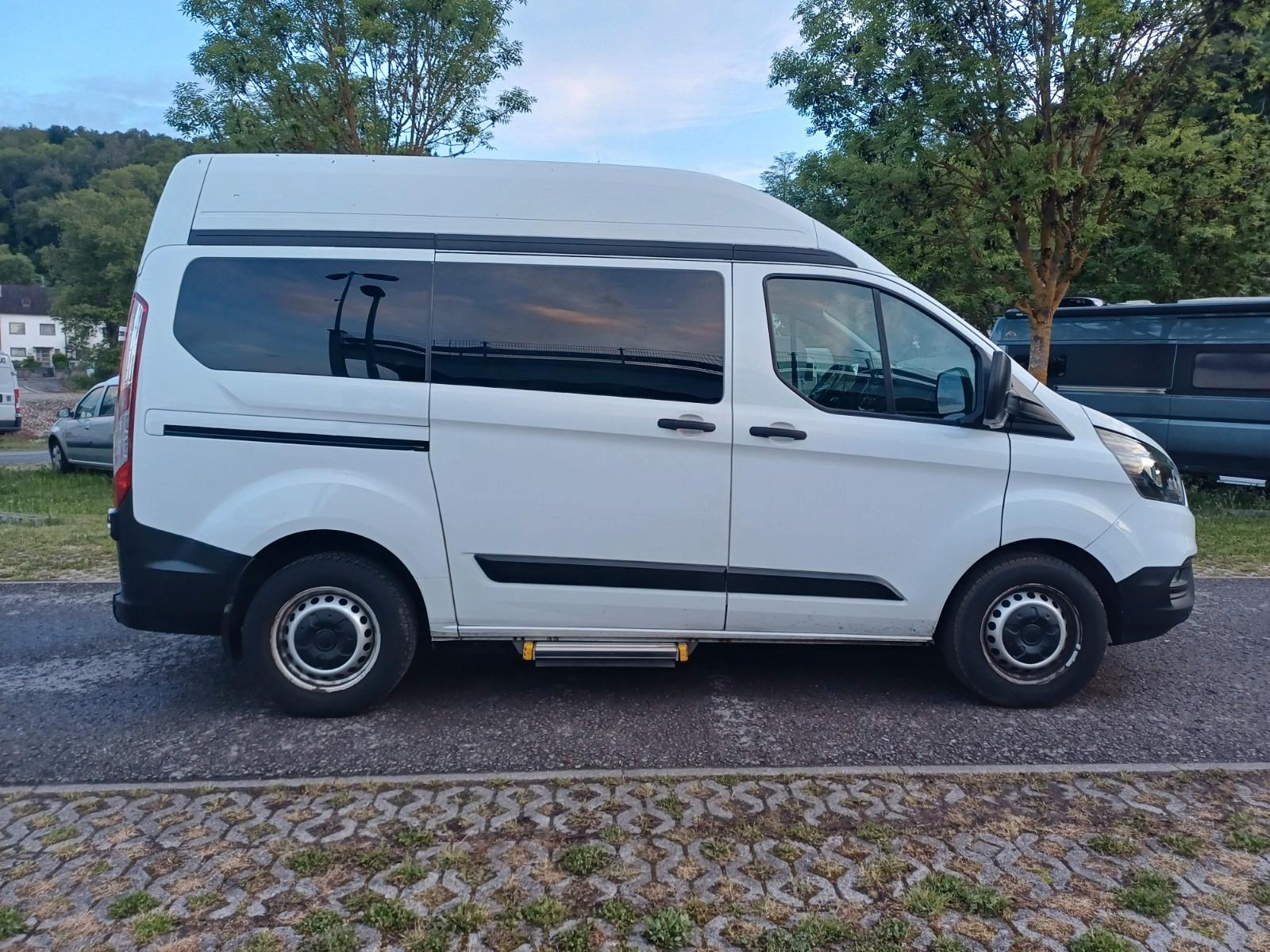 Ford Transit Custom 320 Kombi L1H2