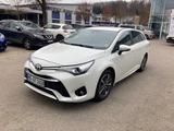 Toyota Avensis 2,0-l-D-4D Edition S+ Touring Sports... - Toyota Avensis: Standheizung