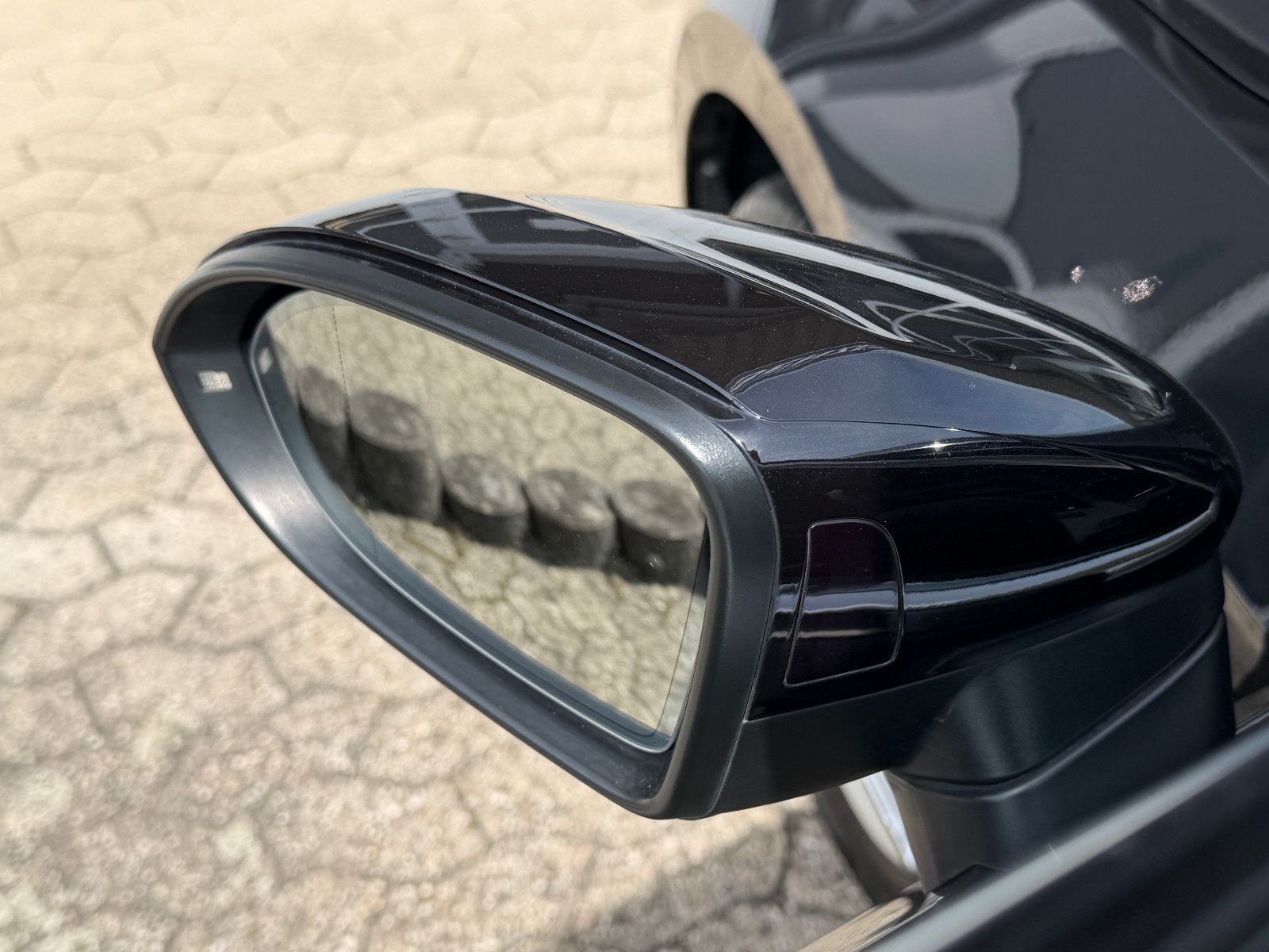 Fahrzeugabbildung Volkswagen Passat 2.0 HIGHLINE /KAMERA/MASSAGE/SHZ/LED/NAVI
