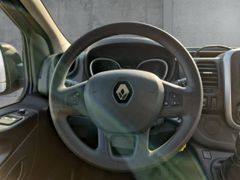 Fahrzeugabbildung Trafic Combi L1H1 2,8t Life Navi LED DAB Temp Te
