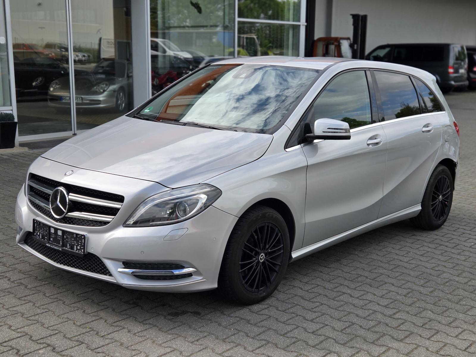 Mercedes-Benz B 200 BlueEFFICIENCY Sports Tourer
