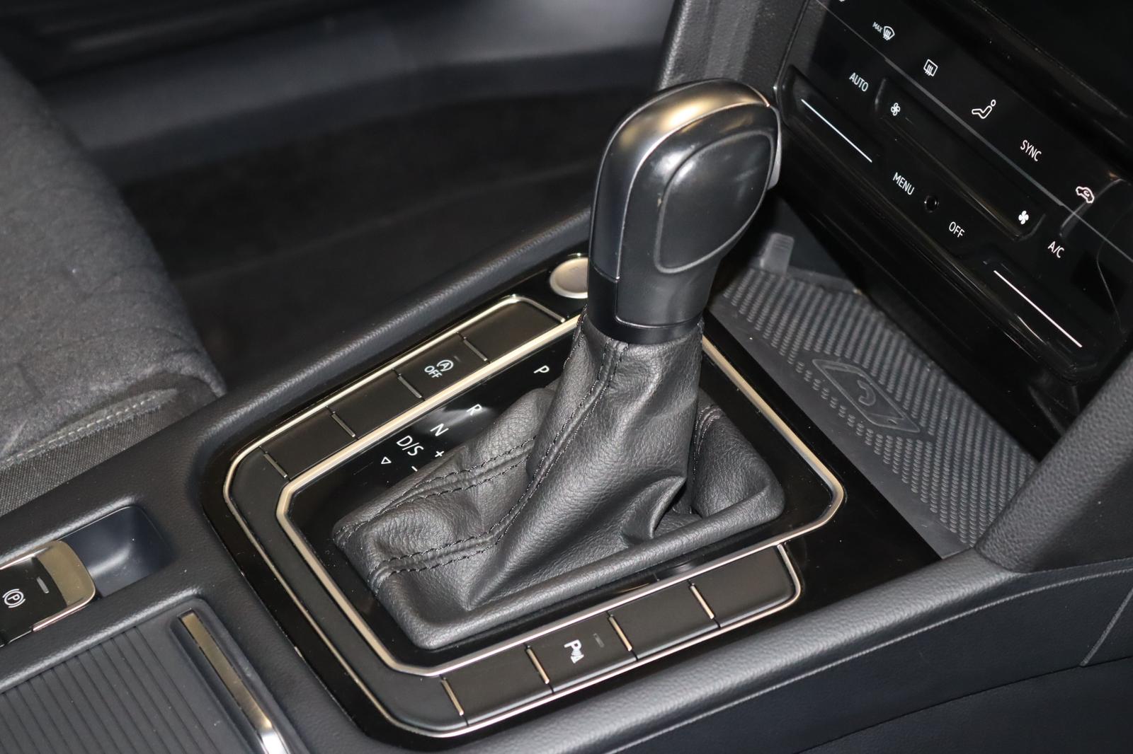 Volkswagen Passat DSG Business Navi-Apps-Klimaa-LED-ACC-SHZ, миниатюра 17