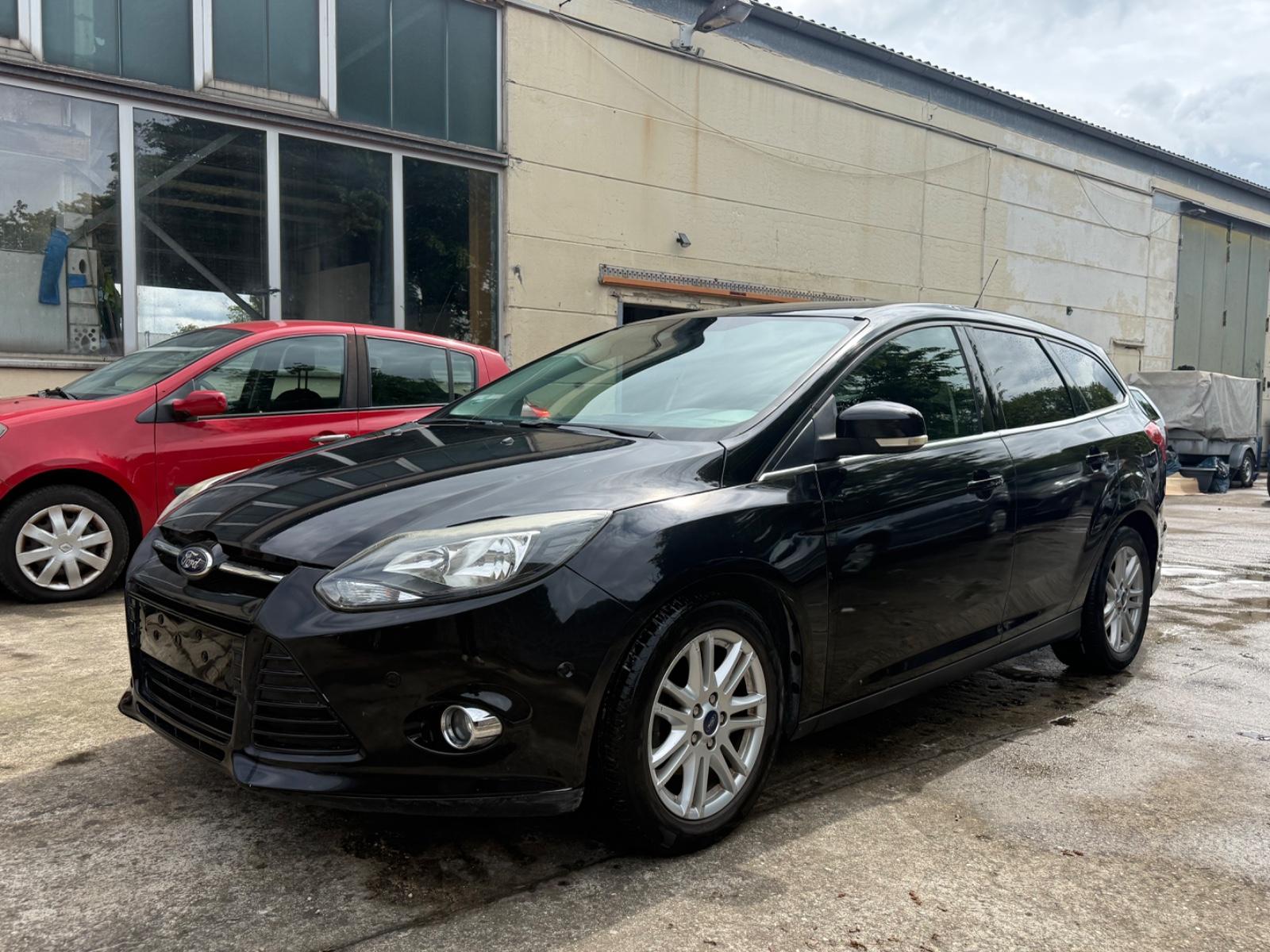 Ford Focus Turnier Titanium 1.0 Klimaautom. Euro 5