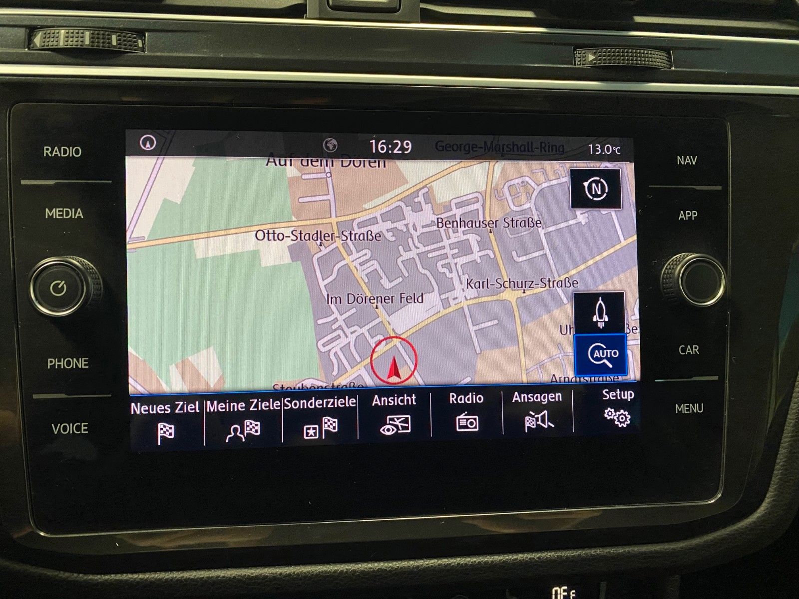 Fahrzeugabbildung Volkswagen Tiguan 1.5 TSI Trendline+NAVIGATION+ALLWETTER+BC