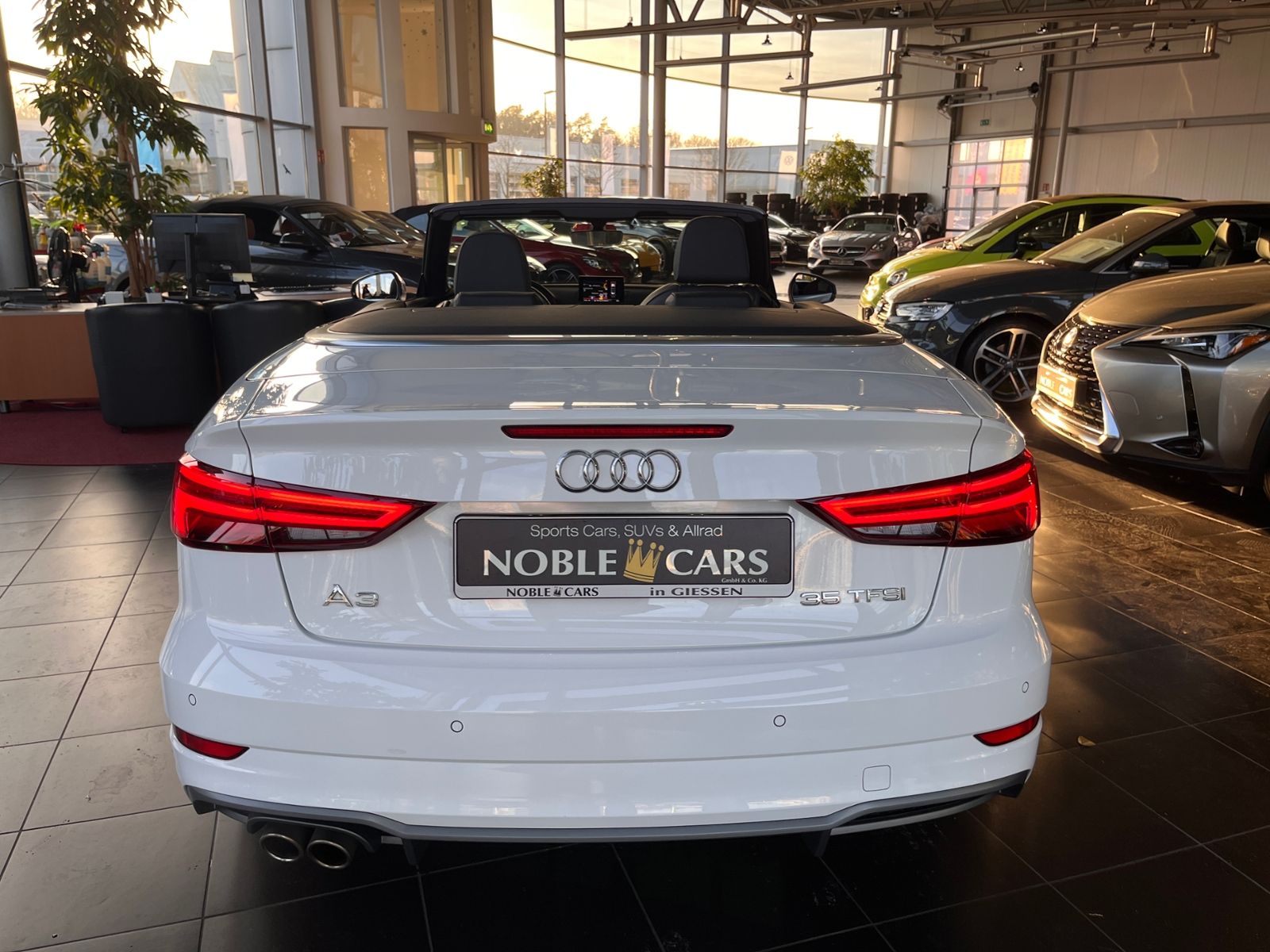 Fahrzeugabbildung Audi A3 Cabriolet 35 TFSI S-Line LED NAVI SHZ