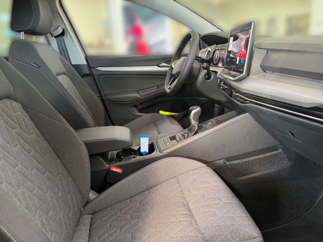 Golf VIII Life Facelift 1.5 TSI LED Navi Panoram