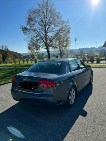 Audi AUDI A4 2.0 tdi 3x S-Line