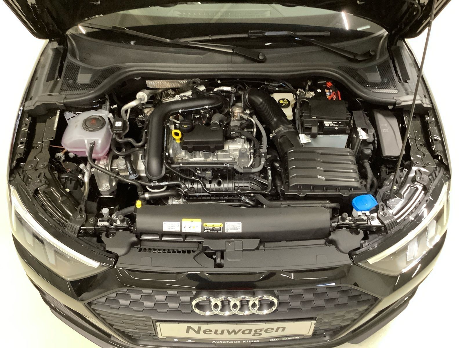 A1 Sportback 25 TFSI 70(95) kW(PS) Schaltgetrieb