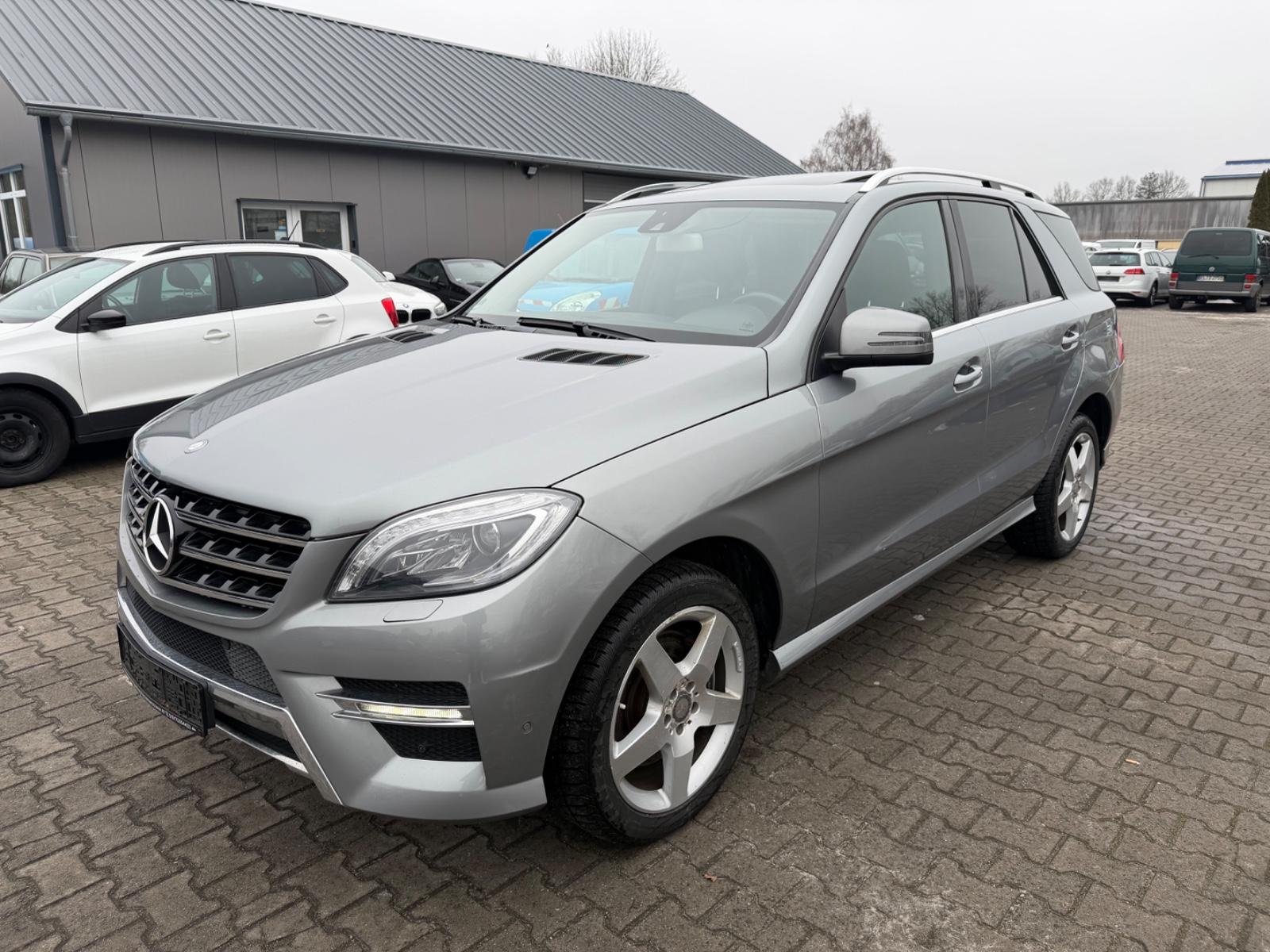 Mercedes-Benz ML 350 CDI BlueTec AMG Paket