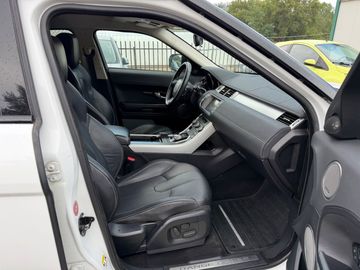 Land-Rover Range Rover Evoque - 11