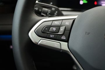 Volkswagen Tiguan 1.5 eTSI AHK StHz Panodach