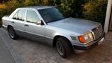 Mercedes-Benz 300 TurboD Top-AUSSTATT: ERSTLACK FAMILIENBESITZ - Mercedes-Benz E 300 Turbo mit Diesel-Antrieb