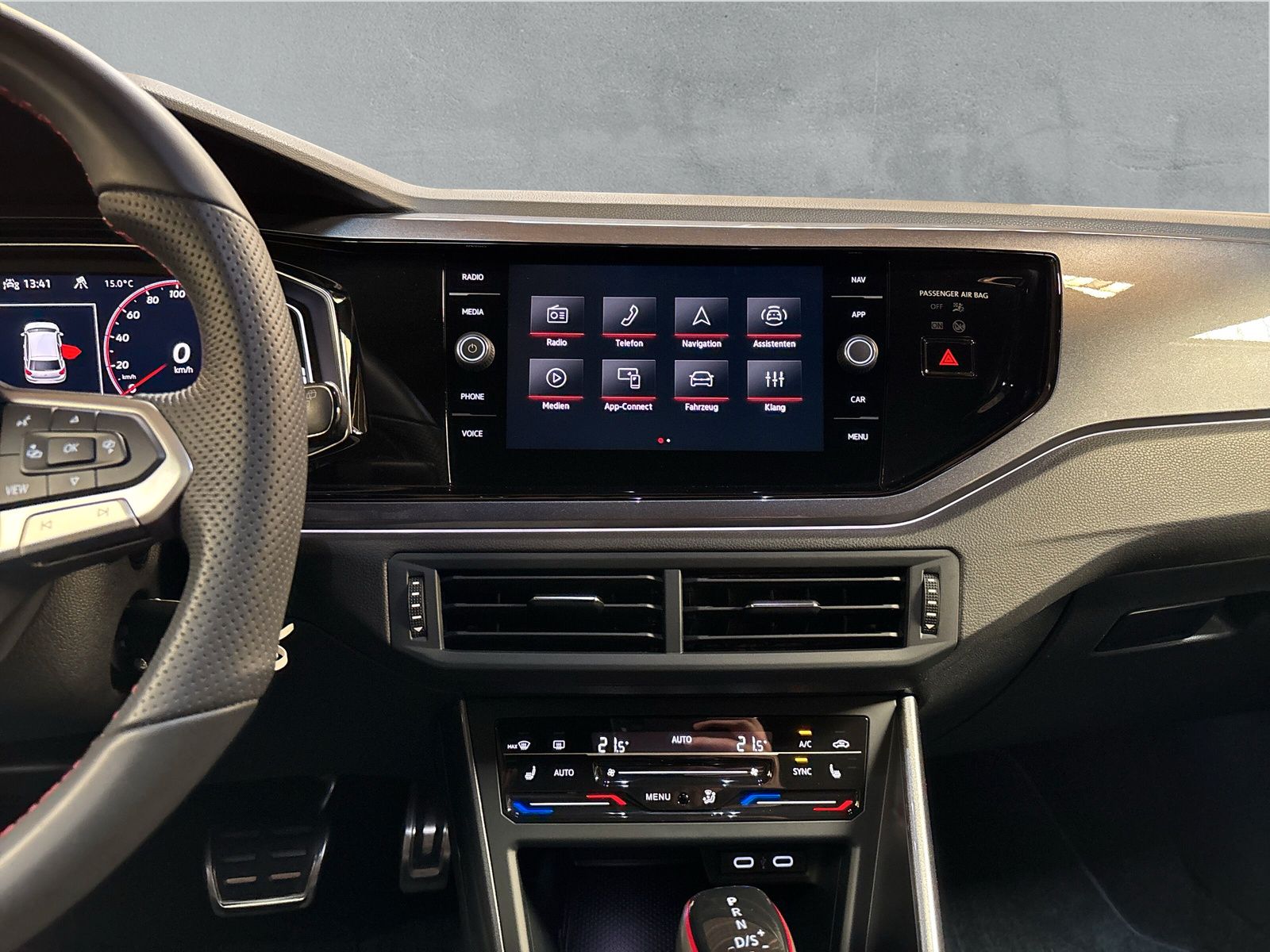 Fahrzeugabbildung Volkswagen Polo GTI 2.0 TSI AppConnect Navi SHZ Matrix